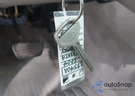 2004 Toyota Camry Le from USA, damaged, VIN 4T1BE32KX4U794087